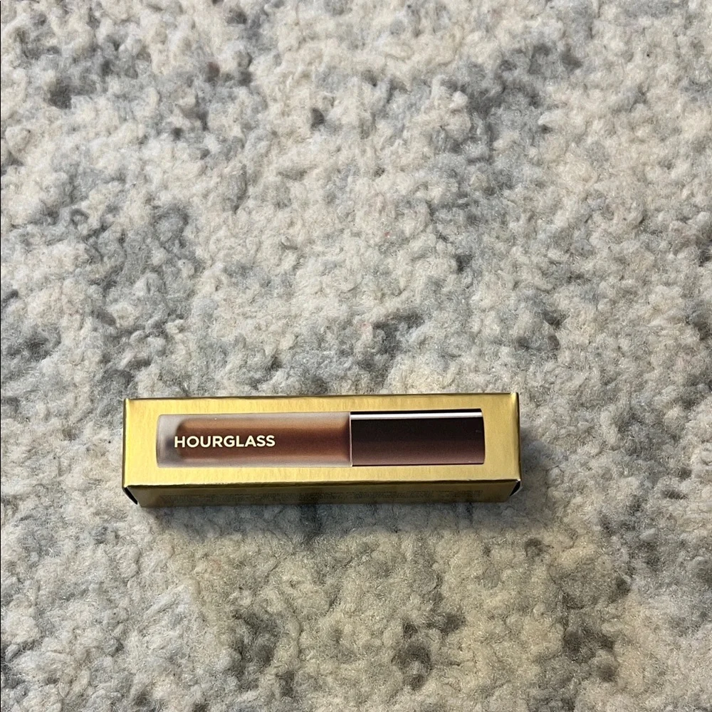 Hourglass Mini Concealer